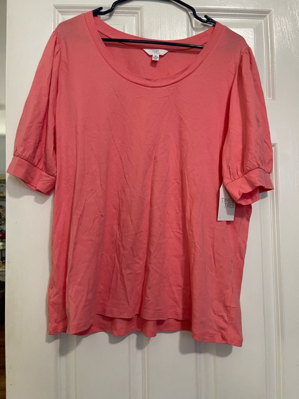 Time and Tru Coral Scoop Neck Short Sleeve Top